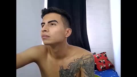 velk_hot1 online show from 12/30/24, 05:44