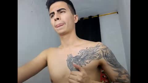 velk_hot1 online show from 01/04/25, 11:06