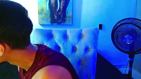 velk_hot1 online show from 03/20/26, 04:01