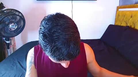 Snapshot of velk_hot1 chatting on 04/23/26, 03:03 velk_hot1 online show from 04/23/26, 03:03