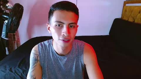 Snapshot of velk_hot1 chatting on 04/25/26, 02:47 velk_hot1 online show from 04/25/26, 02:47