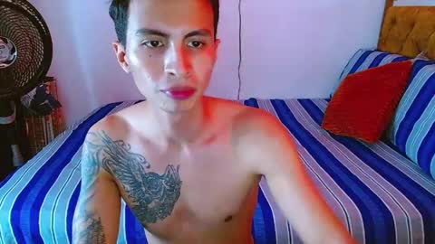 Snapshot of velk_hot1 chatting on 05/21/26, 04:03 velk_hot1 online show from 05/21/26, 04:03
