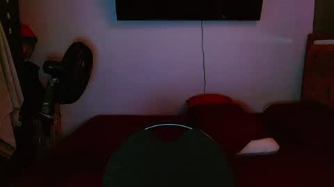Snapshot of velk_hot1 chatting on 07/01/26, 12:51 velk_hot1 online show from 07/01/26, 12:51