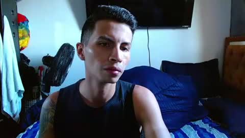 Snapshot of velk_hot1 chatting on 07/16/26, 12:44 velk_hot1 online show from 07/16/26, 12:44