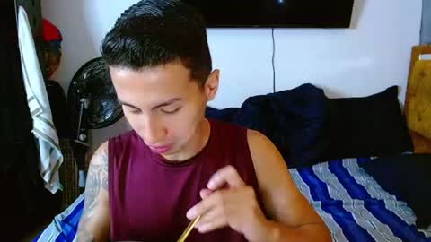Snapshot of velk_hot1 chatting on 07/24/26, 12:47 velk_hot1 online show from 07/24/26, 12:47