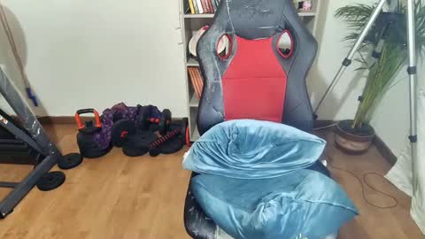 Im VelaI will be Christmas and New Year with my family December 22 to January 13 I will miss you guys. online show from 02/22/25, 04:29