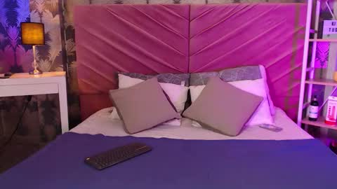 Snapshot of velori_fg chatting on 03/16/26, 12:31 valeria online show from 03/16/26, 12:31