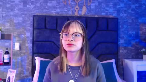 Snapshot of velori_fg chatting on 04/09/26, 01:16 valeria online show from 04/09/26, 01:16