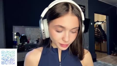 Nia online show from 03/21/26, 03:15