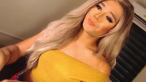 Richy will make you fall in love online show from 10/29/25, 02:03