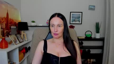 Jasmine online show from 10/24/25, 05:42