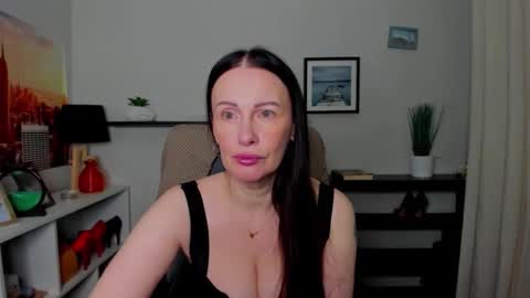 Jasmine online show from 11/25/25, 06:46