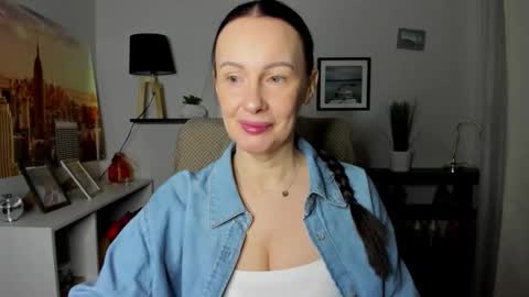 Jasmine online show from 02/06/26, 06:40