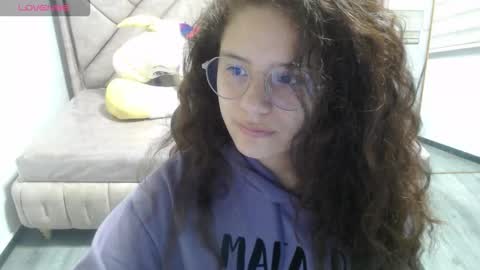 velvet_moon_v online show from 01/08/26, 01:13