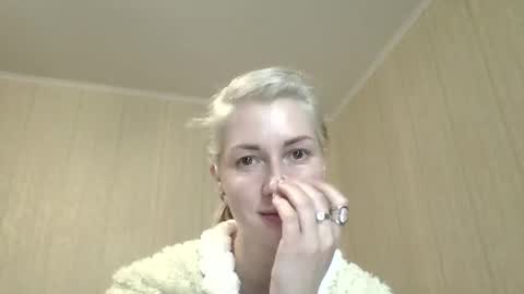 Velvet Pearl online show from 07/11/26, 01:14