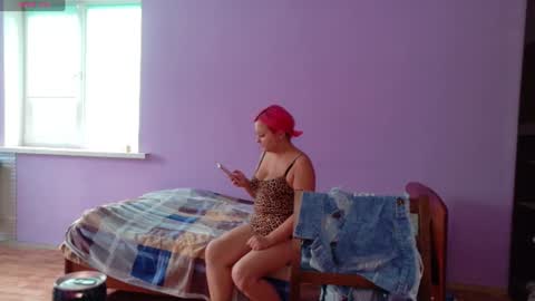 Snapshot of velvet_rosse chatting on 07/14/26, 06:29 Velvet Rosse online show from 07/14/26, 06:29