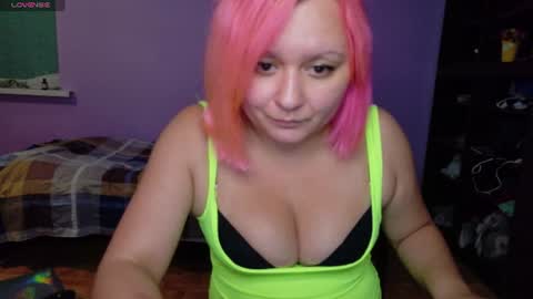 Snapshot of velvet_rosse chatting on 07/15/26, 07:30 Velvet Rosse online show from 07/15/26, 07:30