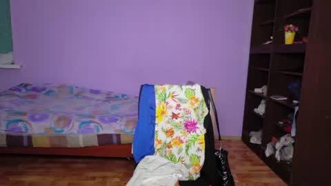 Snapshot of velvet_rosse chatting on 08/04/26, 07:38 Velvet Rosse online show from 08/04/26, 07:38