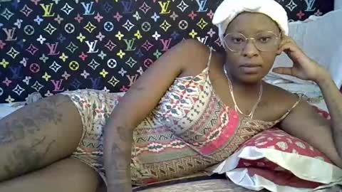 velvet online show from 10/16/25, 04:24