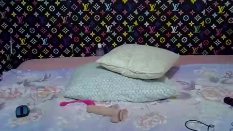 velvet online show from 02/03/26, 06:22