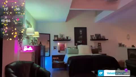Snapshot of velvetbarbie chatting on 09/28/25, 10:48 VelvetBarbie online show from 09/28/25, 10:48