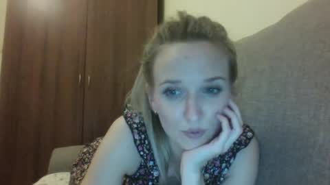 Snapshot of velvetintuition chatting on 05/05/26, 10:29 velvetintuition online show from 05/05/26, 10:29