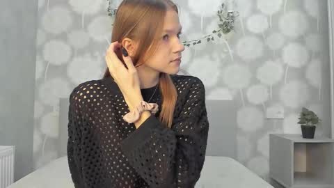 Kelly online show from 11/25/25, 06:46