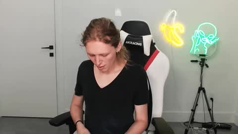 VelvetTGirl online show from 02/10/26, 10:47