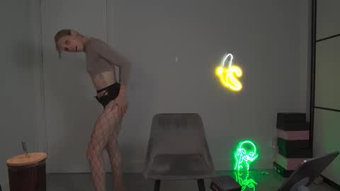 VelvetTGirl online show from 03/10/26, 05:07