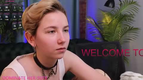 CLEOshort hair  TIna long hair  online show from 03/02/25, 06:30