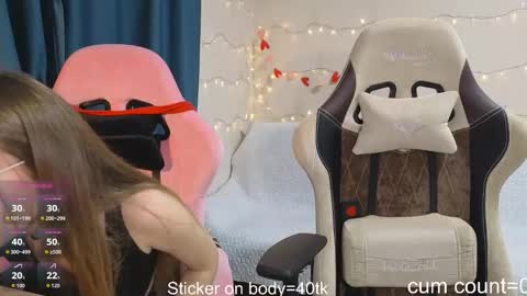 CLEOshort hair  TIna long hair  online show from 11/19/25, 04:51