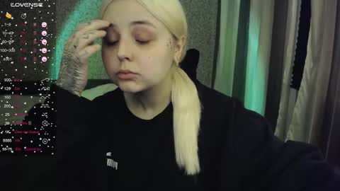 eva 3 online show from 10/17/25, 03:31