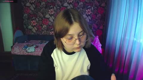 Snapshot of vendymories chatting on 07/11/26, 04:59 eva 3 online show from 07/11/26, 04:59
