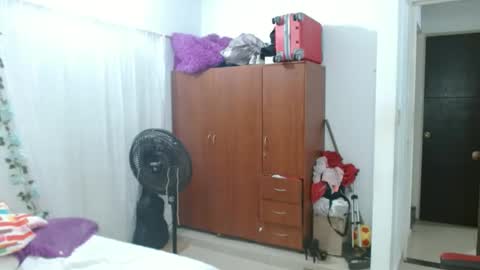 venecasexy44 online show from 02/28/26, 10:16