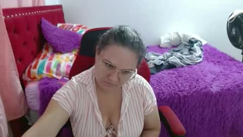 venecasexy44 online show from 04/07/26, 10:15