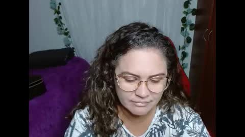 venecasexy44 online show from 04/11/26, 08:40