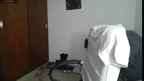 Venelope 3 online show from 02/14/25, 03:43