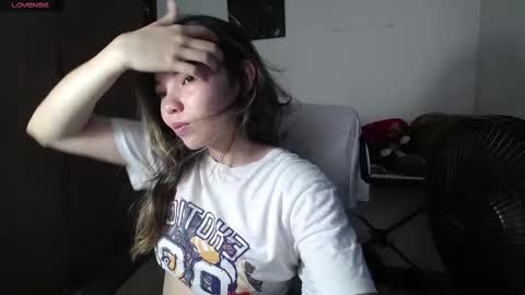 Venelope 3 online show from 03/07/25, 10:54