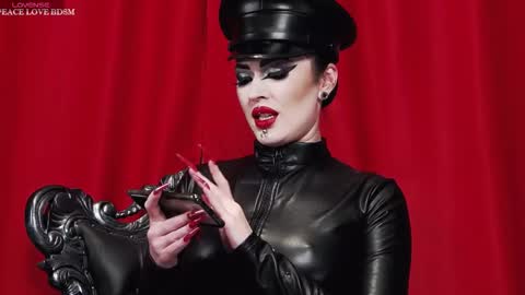 MISTRESS online show from 10/19/25, 12:06