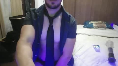 Snapshot of venezuelan420 chatting on 10/15/25, 04:12 venezuelan420 online show from 10/15/25, 04:12