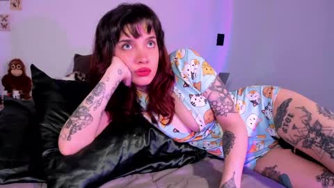 Lanna   online show from 05/10/26, 03:17