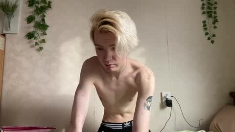 Snapshot of venti_gallagher chatting on 03/05/25, 01:06 Dorian online show from 03/05/25, 01:06