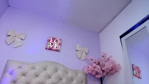Snapshot of venus_26_ chatting on 06/02/26, 06:54 eva online show from 06/02/26, 06:54