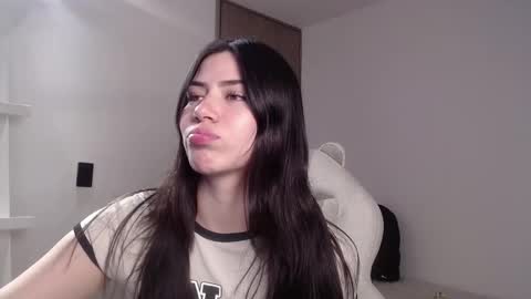 venus_art11 online show from 02/25/25, 02:25