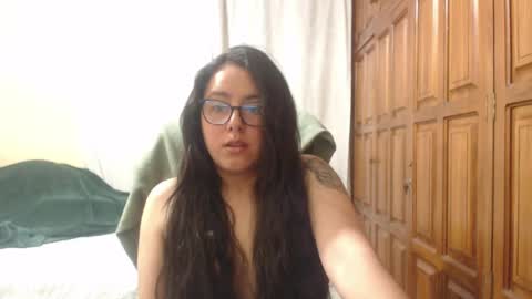 Venus online show from 04/19/26, 02:44