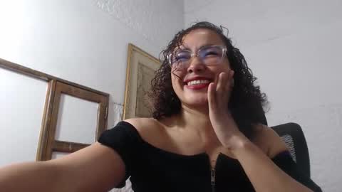 venus_lov online show from 11/01/25, 11:23