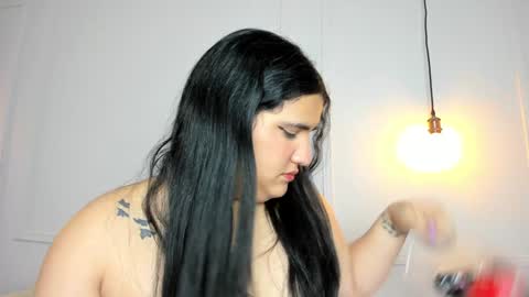 Snapshot of venus_naughty_1 chatting on 12/11/24, 09:52 Sofi online show from 12/11/24, 09:52