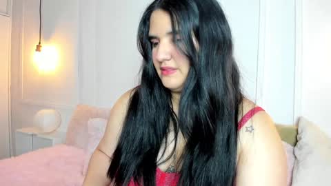 Snapshot of venus_naughty_1 chatting on 12/26/24, 10:16 Sofi online show from 12/26/24, 10:16