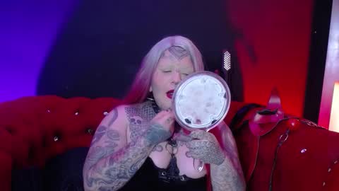 Venus Ink online show from 11/05/25, 04:12