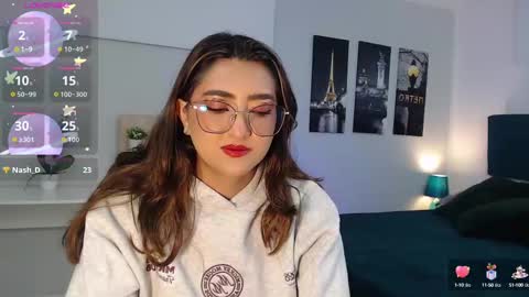 Snapshot of venus_steffen chatting on 09/25/25, 01:04 Mia online show from 09/25/25, 01:04